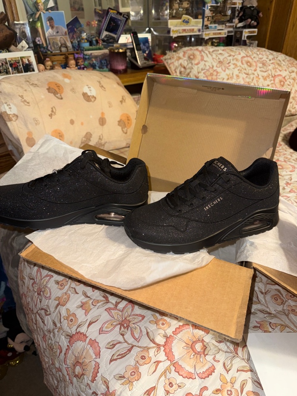 Skechers Uno-Coruscate Casual Shoes - Picture 3 of 8